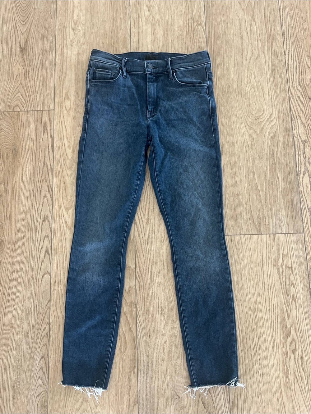 MOTHER Dark Indigo Skinny Jeans with Frayed Hem